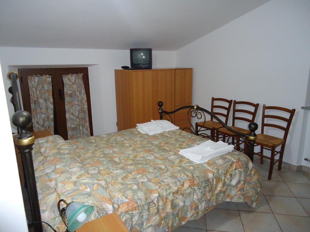 Agriturismo Grisciano Accumoli Habitación foto